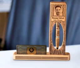 Personalised Floating Desk set - Image 5