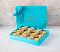12pcs Customisable Strawberry box - Image 3