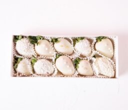 Alternative view of Snowhite Berry