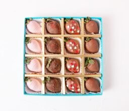 Alternative view of Lovely Berries