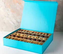 Alternative view of Baklawa and Dates Gift box