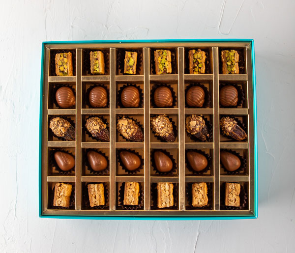 Baklawa, Dates and Chocolate Gift Box - Image 2