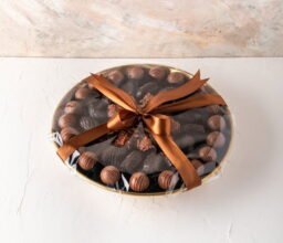 EID Gift, Truffles and Dates arrangement - Image 4