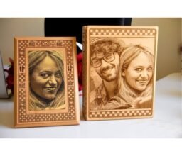 Alternative view of Surprise Her With Monalisa