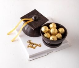 Alternative view of 3D Chocolate Graduation Hat