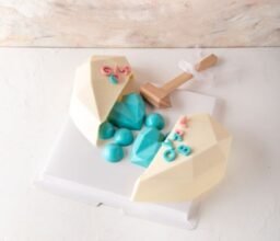 Gender Reveal Pinata Heart - Image 3