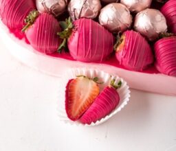 Fuschia Chocolate Strawberries and bon bon - Image 3