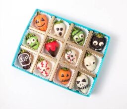 12pcs Halloween Special Strawberries