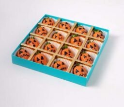 Alternative view of 16pcs Chocolate Strawberry Pumpkins
