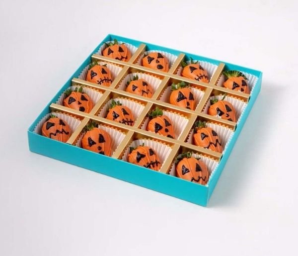 16pcs Chocolate Strawberry Pumpkins - Image 2