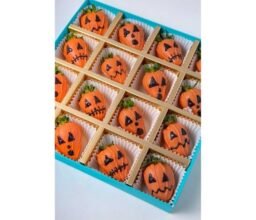 16pcs Chocolate Strawberry Pumpkins - Image 3