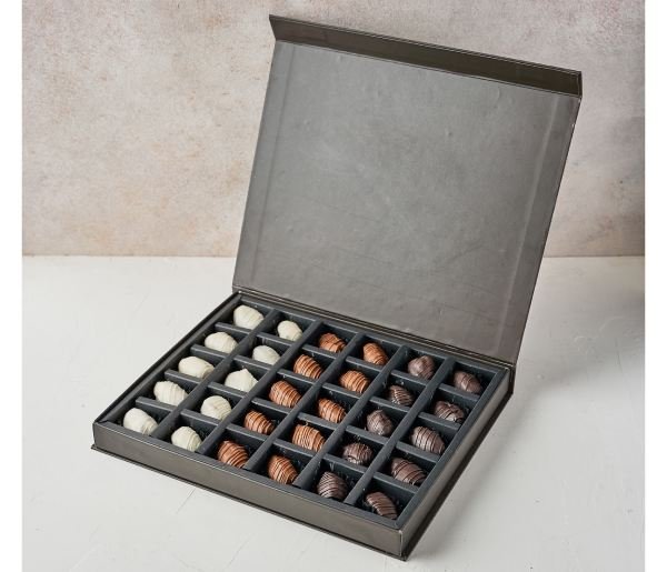 30pcs Chocolate Covered Dates