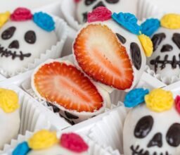 Alternative view of Halloween Theme Strawberries