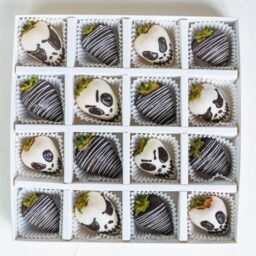Alternative view of Jack Skellington Strawberries