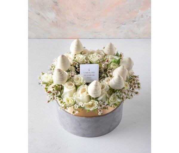 Isa Earrings Hamper - Image 5