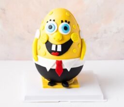 Minion Chocolate egg