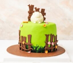 Alternative view of Baba White Sheep cake