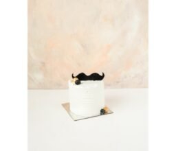 Alternative view of Fathers Day Mini Cake