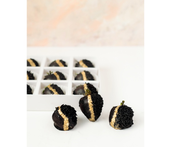 Dark Chocolate Covered Strawberries - Image 3