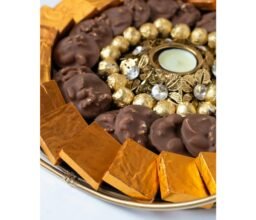 Alternative view of Golden And Orange Hamper