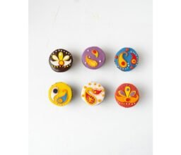 Alternative view of Diwali Theme Cupcakes
