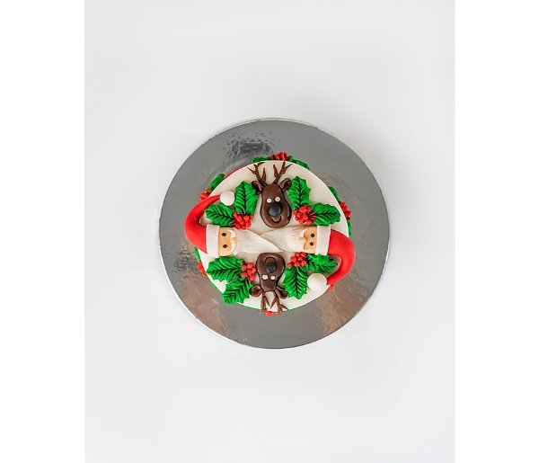 Santa And Reindeer Christmas Cake - Image 2