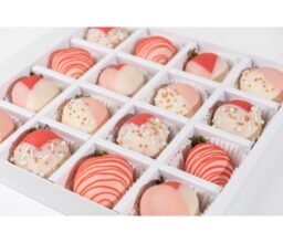 Valentines Special Chocolate Covered Strawberries - Image 3