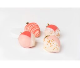 Valentines Special Chocolate Covered Strawberries - Image 4