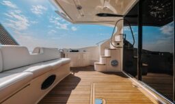 50 ft Luxury Yacht 2 hour experience for 12 people - Image 3