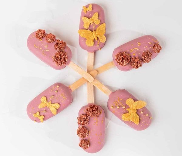 Women's Day Cakesicles - Image 2