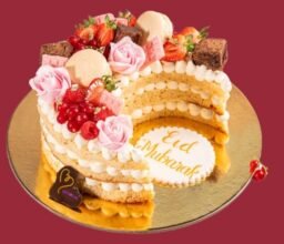 Eid Al Adha Crescent Cake 1 kg