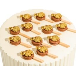 EID AL ADHA Milk chocolate Oreo Pops