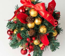 Alternative view of Christmas Tree With Edible Baubles