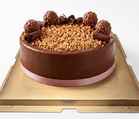 Ferrero Tale Cake