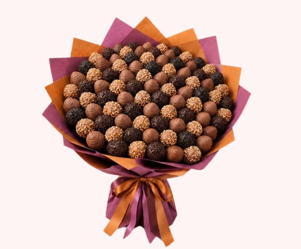 Grand Luxury Strawberry Chocolate Bouquet - Image 2