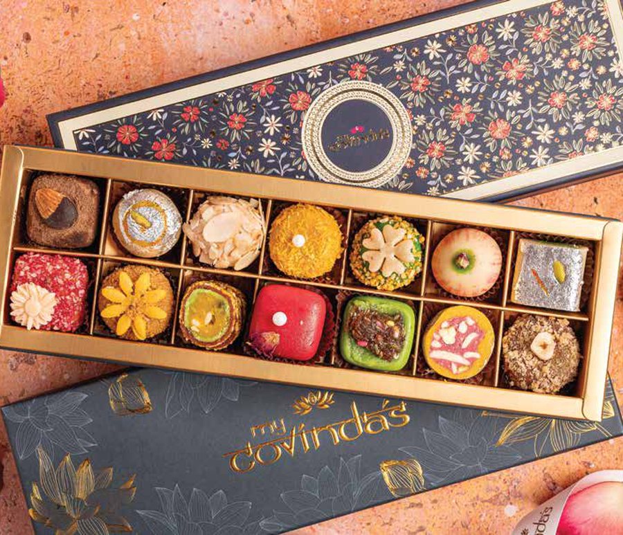 Premium Fancy Sweet Box 14 Pcs